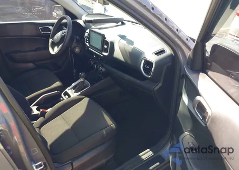 2022 Hyundai Venue Se from USA, damaged, VIN KMHRB8A35NU198756